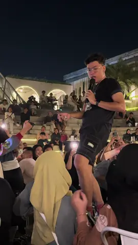 Dolar dolar 🤣😍 #fyppppppppppppppppppppppp #jingga #revicalband #kaizenheritage #bantuinfypdong  @MasJe 