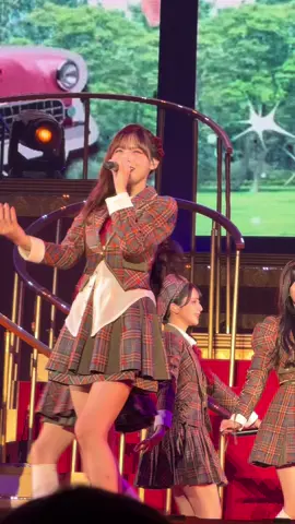 ここの杏奈とはなちゃん好きすぎる🥰 #イコラブ8周年ツアー  #山本杏奈  #大場花菜  #ラブソングに襲われる