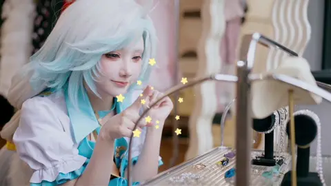 Siapa yang lebih jago menari?! Tulis di kolom komentar!!! #MobileLegendsBangBang #MLBB9TH #MLBB9thAnniversaryEvent 