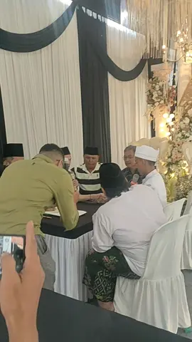 adik laki