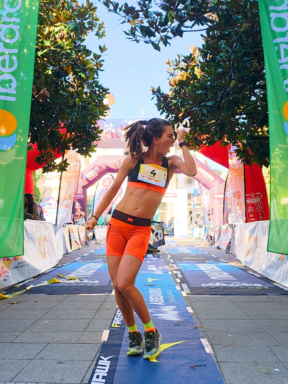 Dicen que hay que salir con cabeza... Yo de momento salgo con ritmo.... Guauuuu guauuuu  A las 15h la final de la Copa.