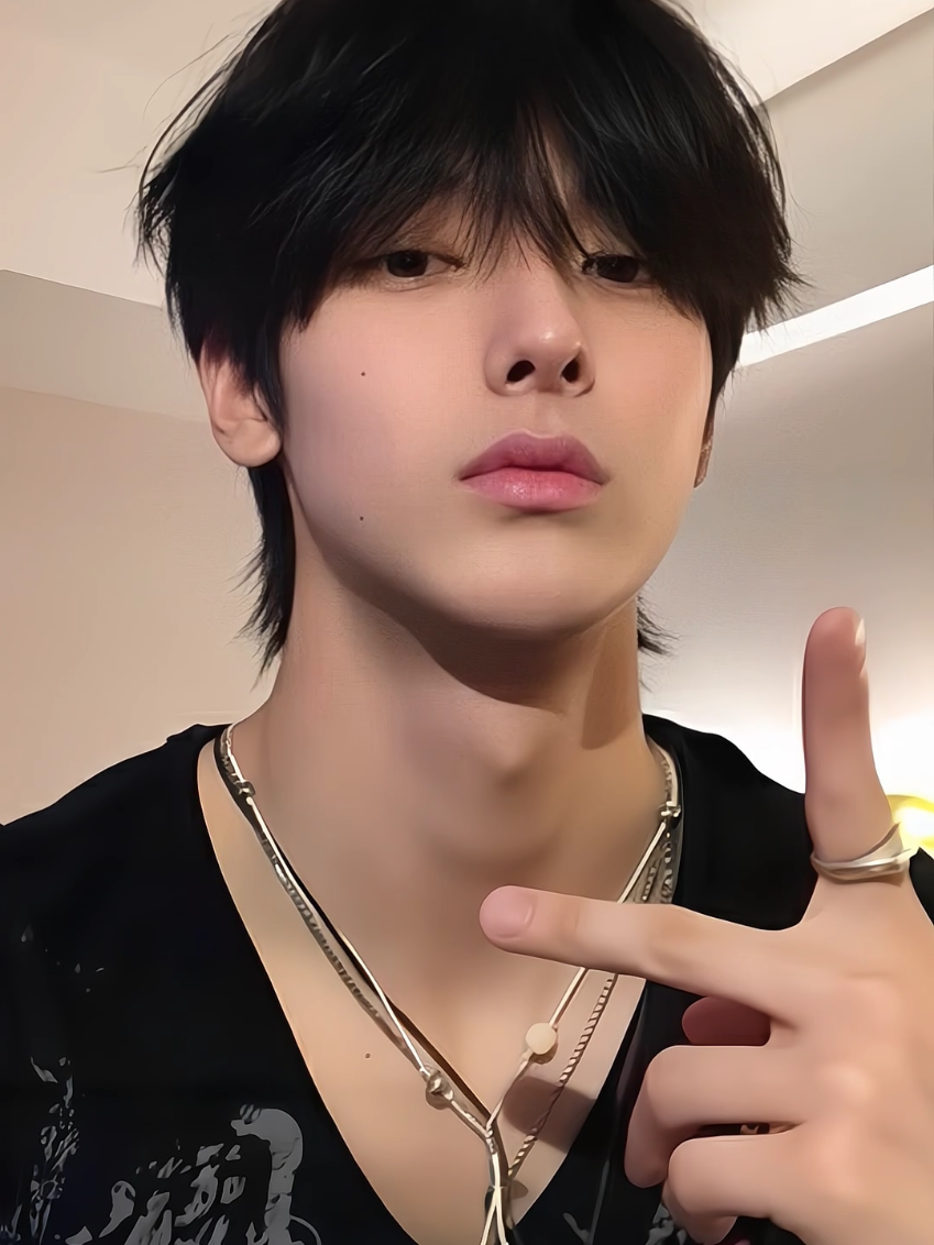 #HYUNJUN #SMTR25 #오현준 #현준 #OHHYUNJUN 