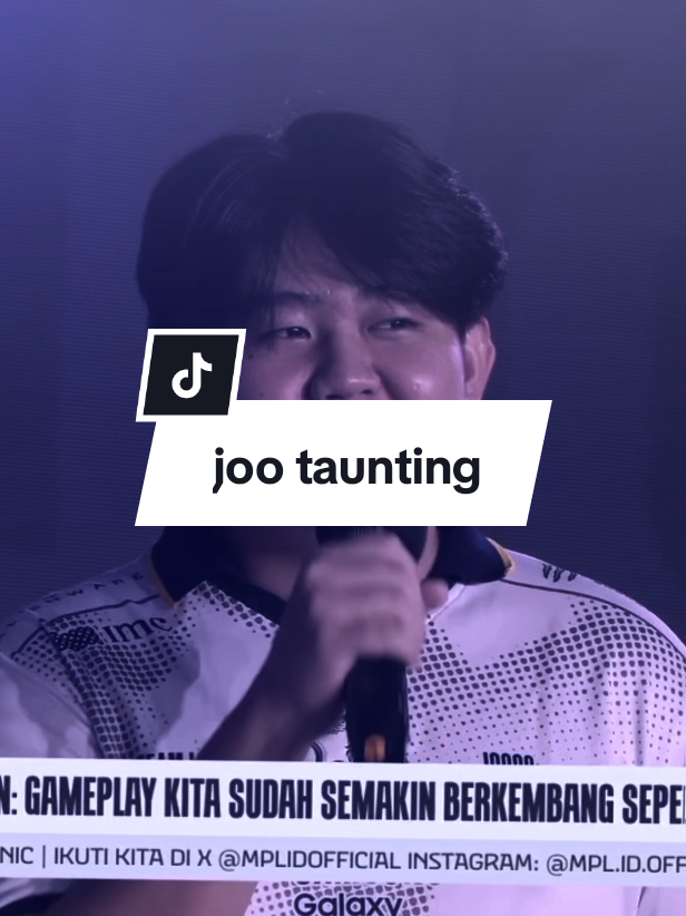 Ferxiic cuma jadi kambing hitam saat RRQ terpuruk🥺🙂@Team RRQ #rrqhoshi #kingdom #ferxiic #mplid #fyp 