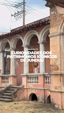 🎬 CURIOSIDADES DOS PATRIMÔNIOS ICÔNICOS DE JUNDIAÍ! EP. 5 ✨ 📍Nesse episódio, bora conhecer a curiosa Casa Rosa, um casarão histórico do século XX que pertenceu à tradicional família Malpaga e é um verdadeiro símbolo da nossa cidade! 🏠 ⚠️ Esse patrimônio não está aberto para visitação no momento. 👇🏼 Algumas curiosidades 👇🏼 🏠 Localizada na Rua Barão de Jundiaí, a Casa Rosa ficou marcada pela presença da família Malpaga, mas outras famílias também já passaram por ali ao longo dos anos. 🏛️ Sua arquitetura chama atenção de quem passa, com estilo eclético, típico das construções do período de industrialização (entre 1870 e 1950). 🙌 Uma curiosidade: já houve até mobilização da comunidade pra evitar que ela fosse demolida! Em 2015, chegou a ser tombada como patrimônio histórico, mas o decreto acabou perdendo validade. Mesmo assim, ela segue protegida como patrimônio local! 🔨 Atualmente, o casarão está em processo de restauração pelos novos proprietários, e a ideia é transformar o espaço em um ponto cultural e quem sabe gastronômico. O que vocês acham que pode nascer aqui, hein? 👀✨ 💬 É importante demais preservar, valorizar e ocupar patrimônios que carregam a memória afetiva da cidade. Cê conhece a Casa Rosa em Jundiaí?  Comenta aqui: qual patrimônio cê quer ver no próximo episódio? 👇🏼 ⚠️ Conteúdo exclusivo feito pra valorizar a história e cultura de Jundiaí. POST AUTORAL, NÃO REMOVA OS CRÉDITOS ⚠️ 📸 IMAGENS: @guiajundiaiense #patrimoniosjundiai #jundiaisp #patrimonios #casarosa #historiadejundiai