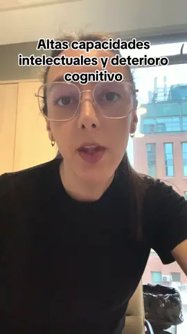 Hablamos sobre cómo las altas capacidades intelectuales pueden experimentar un deterioro cognitivo leve que pasa desapercibido por los sistemas tradicionales de evaluación, perdiendo capacidades extraordinarias mientras mantienen una apariencia de normalidad. #InteligenciaCognitiva #SaludMental #NeurologíaAvanzada #CerebrosExtraordinarios #DeteriorioCognitivo