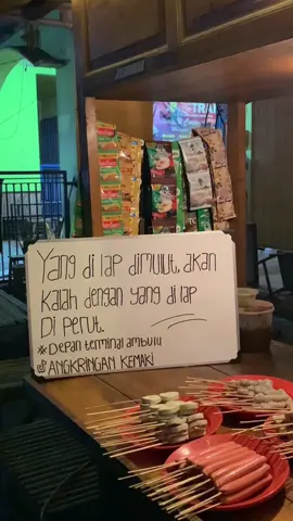 Pas karo cuaca bolo#angkringankemaki #depanterminalambulu #jember24jam #promomakan1010 