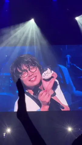 川崎鷹也 2025 Hall Tour「まだ夢の中」 本編ツアーの全国13公演終了💕 3万人の方に出会えた最高のツアーでした🫶✨ 夢の中にいるような最高の瞬間に、 一緒に居てくれてありがとうございました😌🫧 来年の追加公演もお楽しみに‼️ 8/3【香川】レクザムホール 8/10【石川】本多の森北電ホール 8/17【福島】けんしん郡山文化センター大ホール 8/22【東京】東京国際フォーラム・ホールA 8/31【大分】大分・iichikoグランシアタ 9/2【愛知】愛知県芸術劇場 大ホール 9/5【大阪】グランキューブ大阪 9/7【岡山】倉敷市民会館 9/14【秋田】あきた芸術劇場 ミルハス 大ホール 9/23【沖縄】沖縄コンベンションセンター劇場棟 9/28【福岡】福岡サンパレス 10/2【京都】ロームシアター京都 メインホール 10/11【北海道】札幌文化芸術劇場hitaru #川崎鷹也 #まだ夢の中