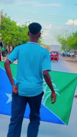 #follow #me #xawaadle_mohamett_🇸🇧_🐅_🔫 #hiiran.isted