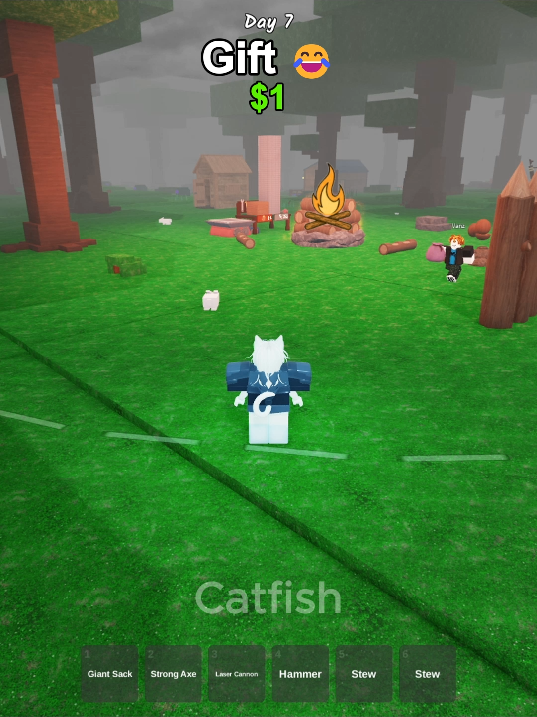 Gift $1 VS $100 😂 #99nightintheforest #roblox #usa