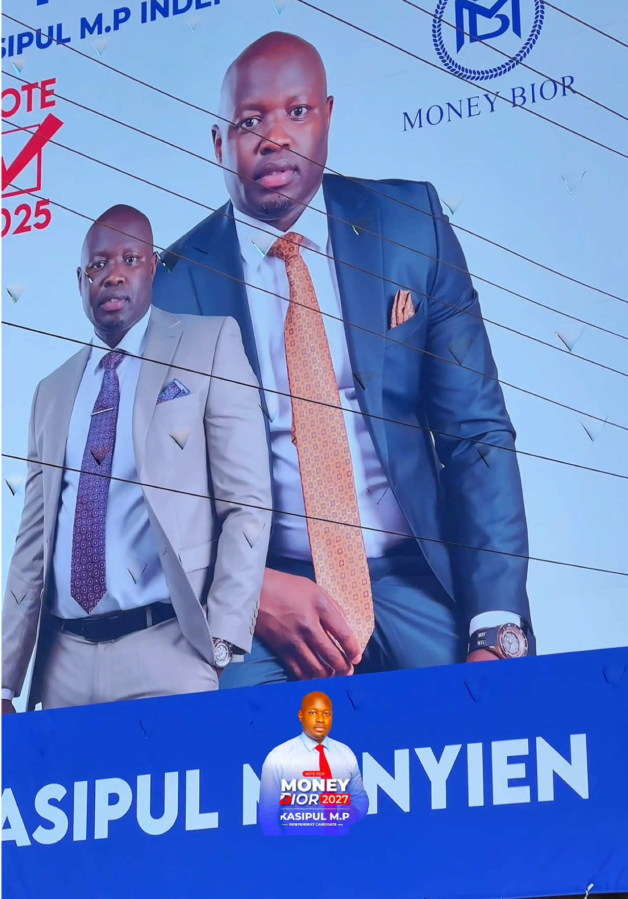 Today, I had the honor of meeting representatives from 11 polling stations across Kasipul. These are the men and women who understand the heartbeat of our communities and the aspirations of our people. Their message was loud and clear — Kasipul is yearning for peace, unity, and development. Our people want leaders who can bridge divides, create opportunities, and deliver real change that touches every home. We are building a new Kasipul — one anchored on trust, progress, and togetherness. The journey continues, and the future looks bright. #KasipulManyien #fybbbbbbbbbbbbbb #PeaceAndDevelopment #EmpoweringCommunities #MoneyBior 