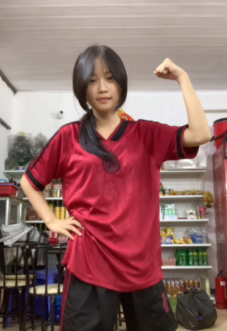 mắc đút lắm hả 