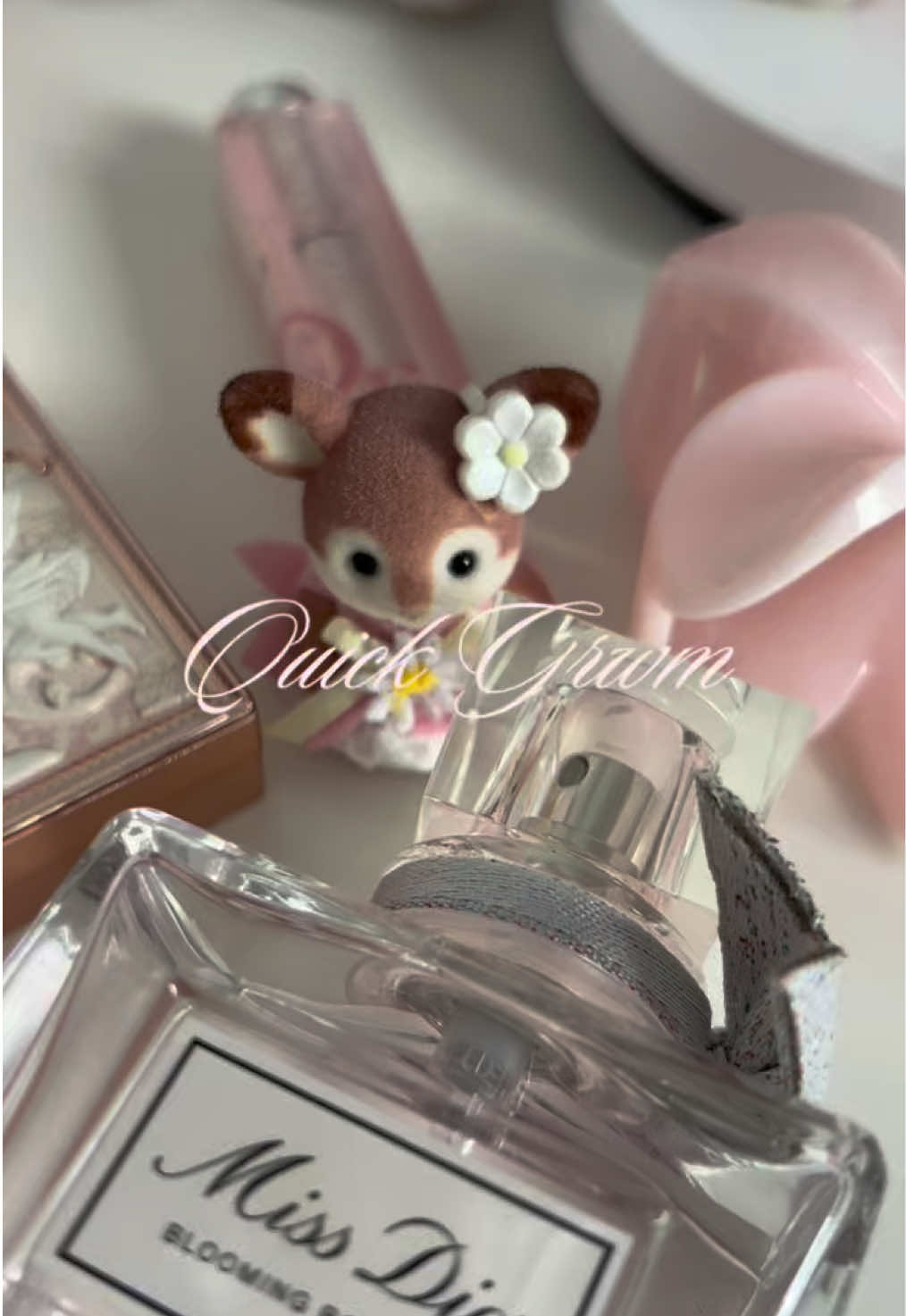 a quick grwm 🎀  #getreadywithme #girlygirl #pink #cleangirl #morningvlog 