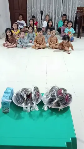 Terimakasih banyak orang baik, semoga sehat selalu murah rezekinya Amin 🙏#selalubersyukur #videoviral #fyppppppppppppppppppppppp #semuaorang #sorotan 