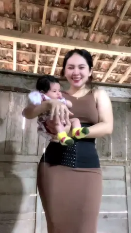 mama muda tampil makin hott sama dress yg aku pake🫦 #dresfitbody #dress #sexy #mahmud 