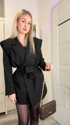 ubierz się ze mną na roczek👶🏼#dlaciebie #fyp #dc #blonde 