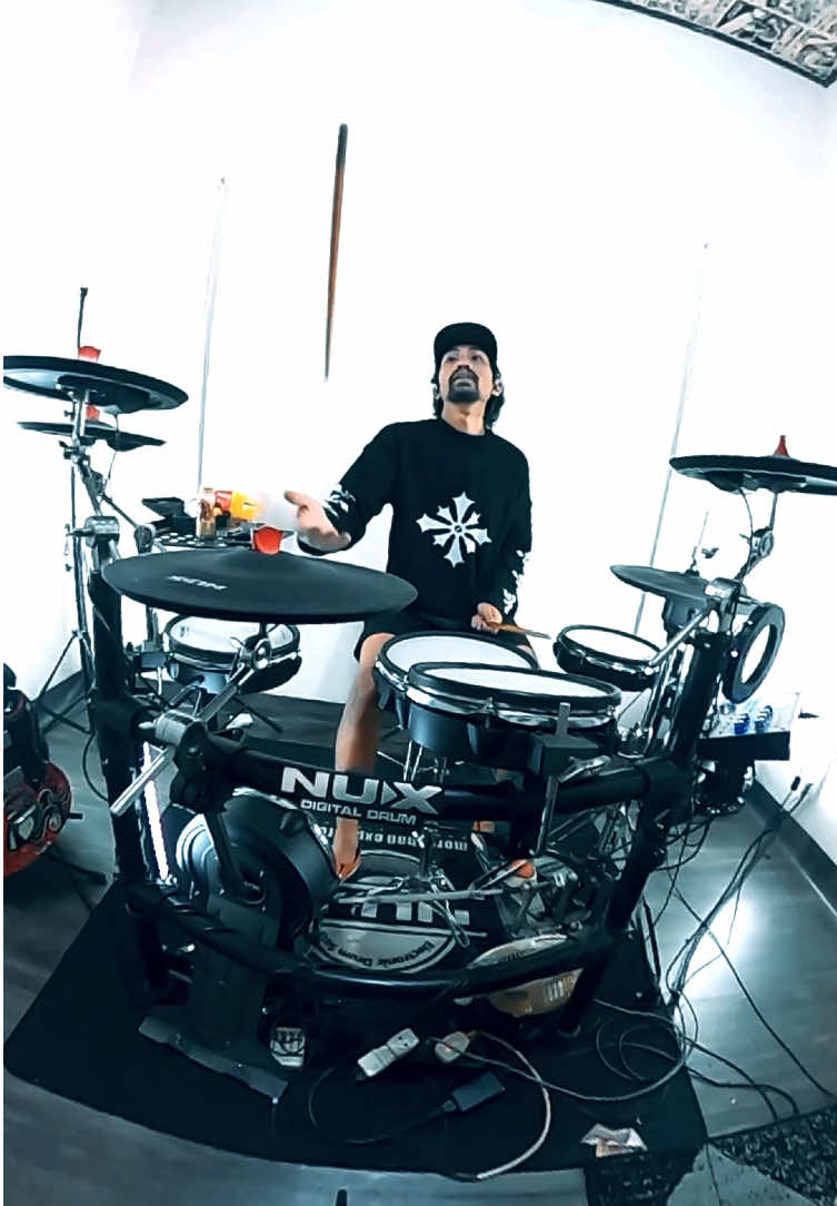 Ya kali nggk Alamak,,Full ramaikan di Youtube yahhh .. #alamak #poppunk #foryoupage #fyp 