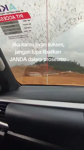 info janda sesar 🤭😄#sulawesitenggara #storytambang #zxycba #funnyvideos  #fypage 