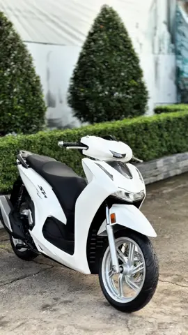 📌 SH350i Máy Việt màu trắng ngọc trinh giá 147.900.000đ // ✅Góp trả trước 50tr nhận xe. // 🎁Combo quà tặng 7tr5 🎁 // ☎️Liên hệ : 034..9966..404 (Trường) hỗ trợ vấn #sh #sh350i #sh350 #xedovietnam #xemaygiarebinhduong 