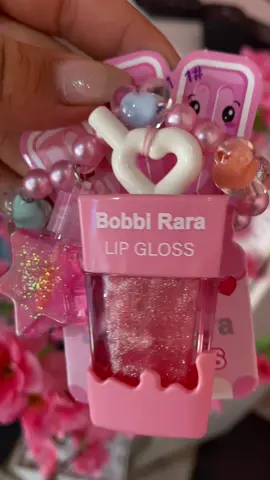 Lip gloooooos bobbi rara com accesorio para celular 😍😍😍#paratiiiiiiiiiiiiiiiiiiiiiiiiiiiiiii #garantajaoseu🛍️🎁 #samambaianorte 