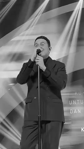 monokrom>>> #monokrom #tulus 