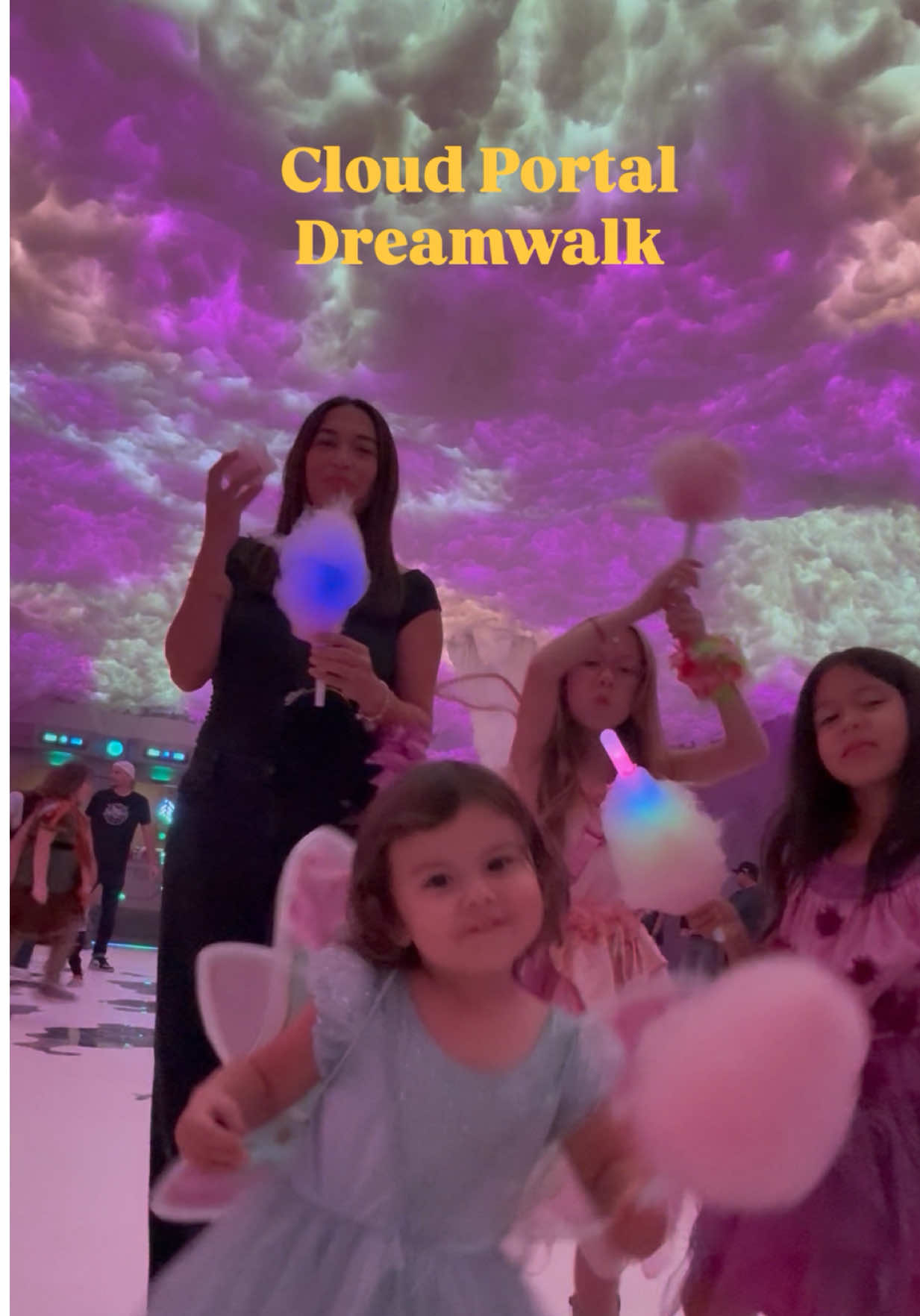 We had the opportunity to experience @Dreamwalk Park newest attraction 😍 the Cloud Portal ☁️ so fun and magical !!  Grand opening is tomorrow so go grab your tickets 🤖💗 #utahmom #momofgilrs #fyp #latinamom #utahactivities 