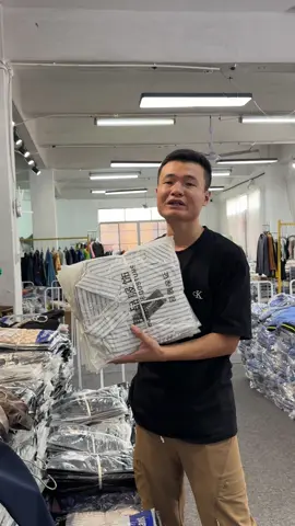 #เสื้อเชิ้ต #เสื้อผ้าผู้ชาย#เสื้อใส่ทํางาน #รับสั่งสินค้าจากจีนทุกชนิด🇨🇳🇨🇳🇨🇳 #ไกด์กวางโจว 