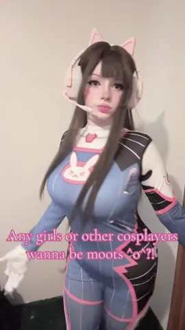 Pls!! #dva #dvacosplay #dvaoverwatch #overwatch #fyp 