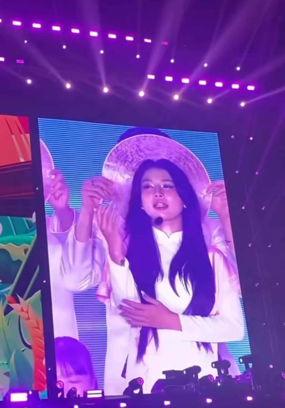Lyhan mặc áo dài là thầnnnnn #Lyhan #emxinhsayhi #xuhuong 