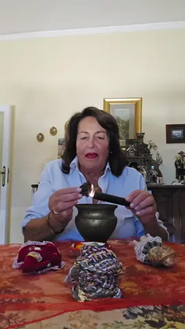 Ritualistica per legamento d'amore  #sensitivalbamontuori  #sensitiva  #cartomanzia  #veggenza  #cartomante 