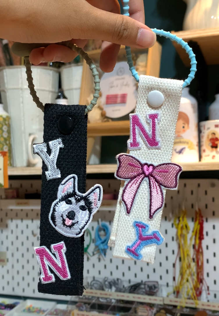 couple lagii  ##trend #ganci #keychain #keychainlucu #baranggemas #tokogemesmalang #webbing #keychainmurah #baranglucu  #fyp 