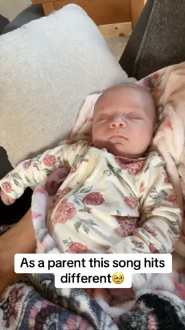 I miss the newborn stage🩷🥹 #newborn #momlife #babygirl #baby #mylife 