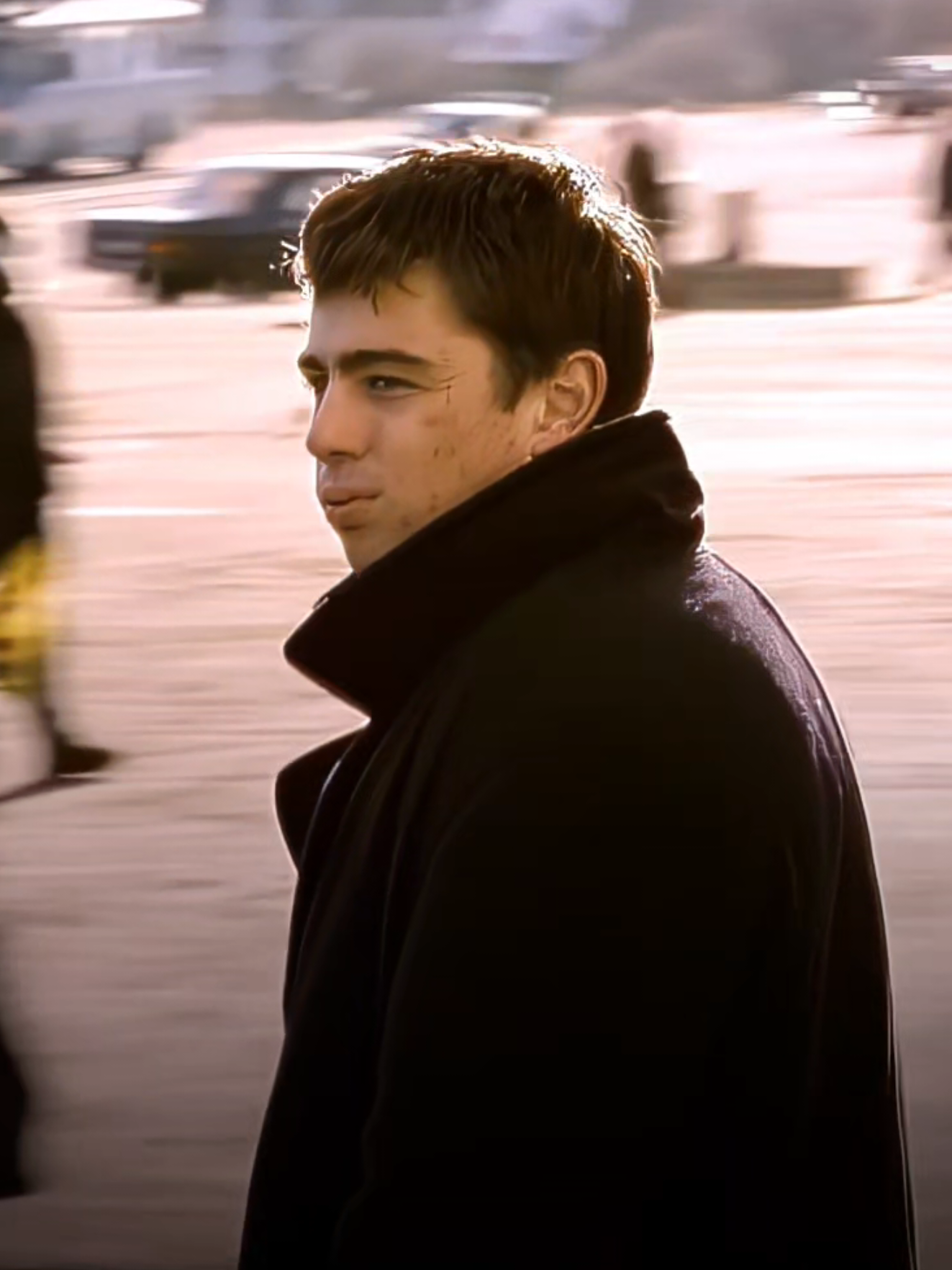 А без эффектов залетит?? #брат2 #брат #crtwin #CRTWEN @𝗖𝗥𝗧 как тебе