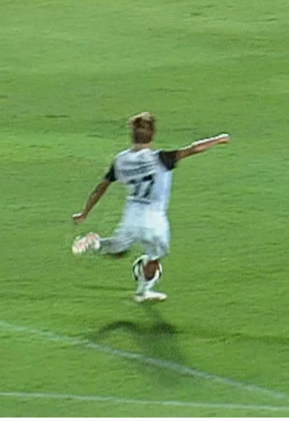 🐰⚡️ประตูตีเสมอ “พงศ์รวิช” ยิงใส่บุรีรัมย์    #บีจีปทุมยูไนเต็ด #BGPATHUMUNITED #บุรีรัมย์ยูไนเต็ด  #SongkhlaPAOCharity2025 #tiktokบอลไทย 