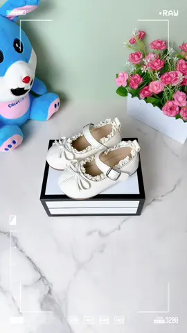 Miễn chê nhé Mom #giaybupbebegai #giaychobe #giaybegai #viralvideo #daushop132 
