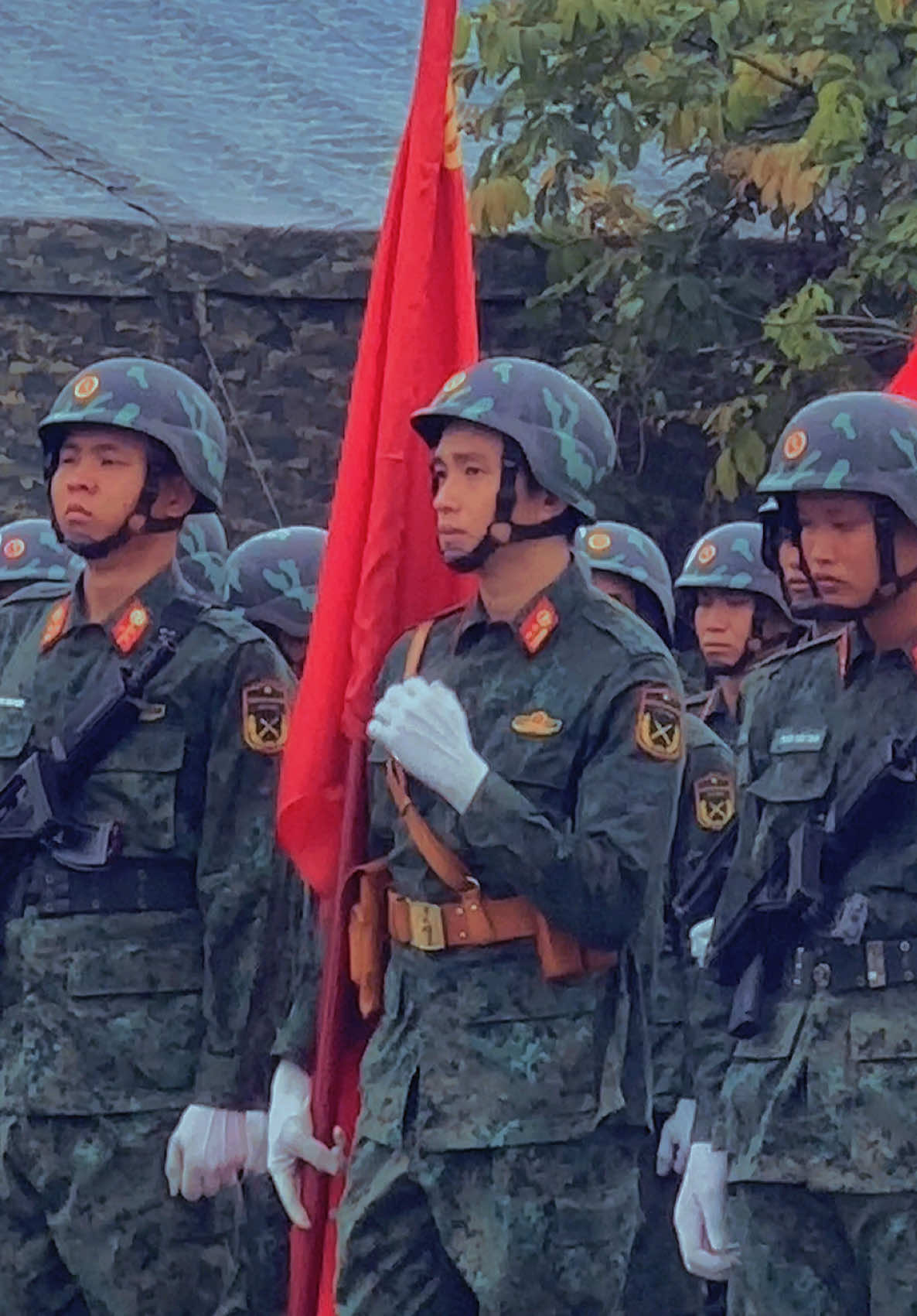 Cùng ôn lại kỷ niệm với 8 đồng chí Tổ quân kỳ khối Tác Chiến Điện Tử #tacchiendientu #lehoanghiep #a80 #dieubinh #xuhuong 