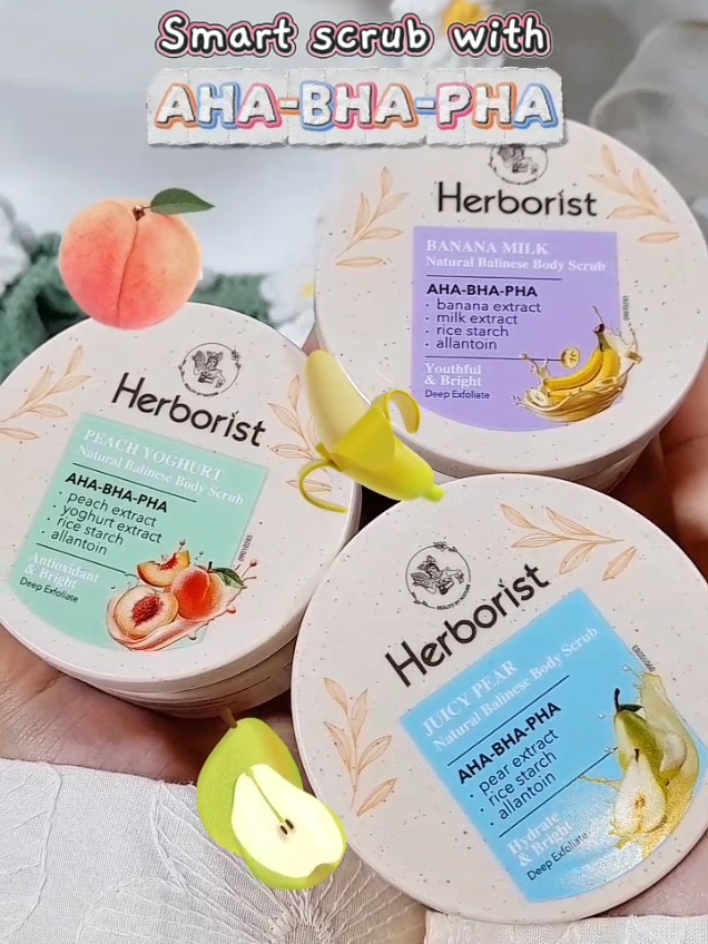 Varian body scrub baru dari Herborist!🍑🍐🍌✨️ @herboristnaturalcare @vicietyofficial  Aromanya enak semua, ga ada yang gagal🥺💕. Tekstur tetep lembut dan harganya terjangkau✨️ #ViciSociety #VicietyReview #SmartScrubWithHerborist #herboristbodyscrub #herborist 