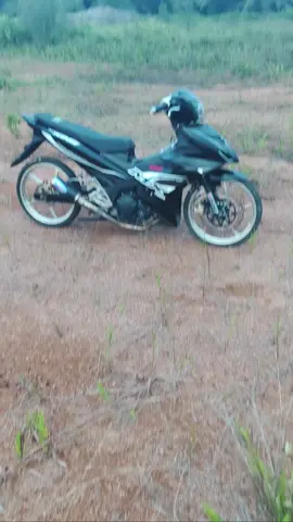 #mxking150 #mxkingsoloraya🔥 #mxkingmodifikasi #mxkingsolostyle #gondesjogja⚡🤪 