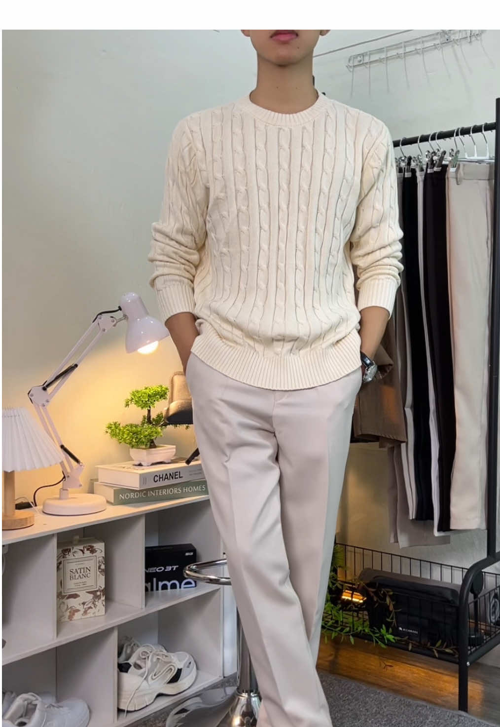 nyaman banget dipake seharian #outfitcowok #mensoutfit 