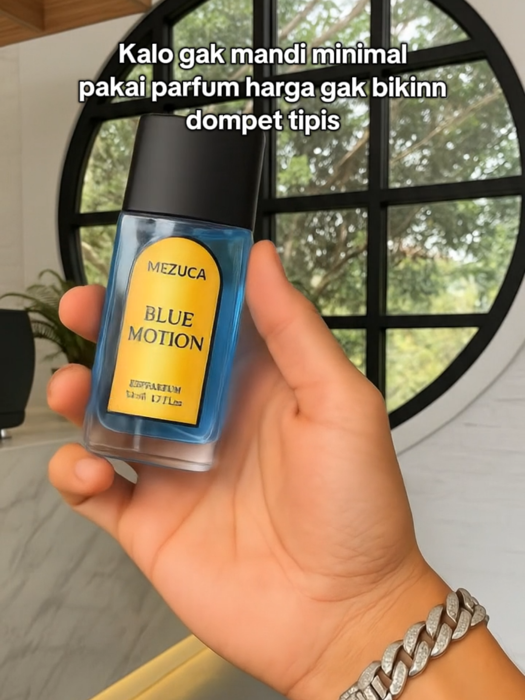 Rekomendasi Parfum Unisex Wangi Tahan Lama Sudah BPOM #parfum #parfumlokal #parfumunisex #parfummezuca #parfumtahanlama 