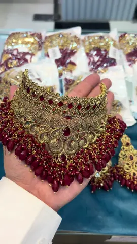 📸✨ New Collection Alert 💫 Handcrafted. Elegant. Unforgettable.‎یں 💍 👑 Shine with confidence — wear what makes you feel royal! 👑 🛒 DM to order now! 📦 Limited stock #JewelryLovers #HandmadeJewelry #PakistaniJewelry #LuxuryLook #StylishJewelry         
