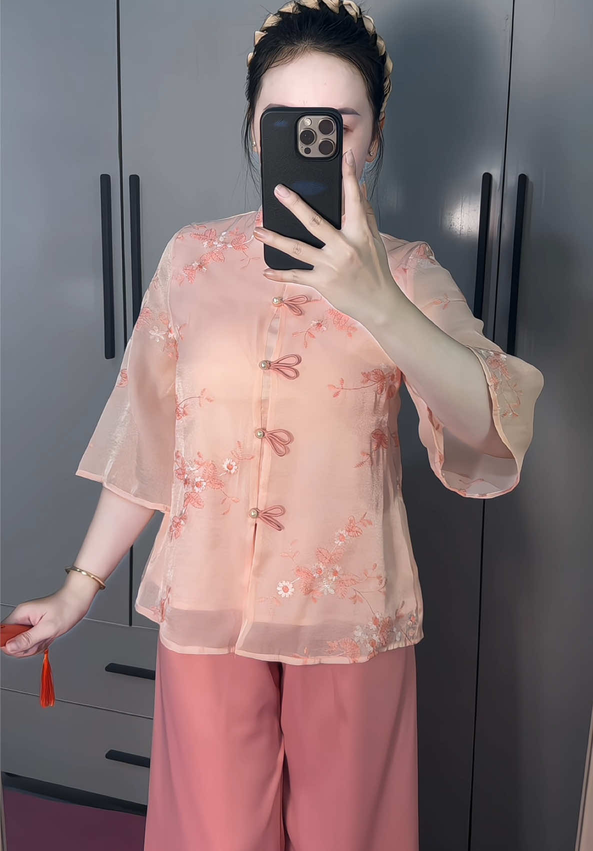 Chị em hay đi chùa , đi lễ thì nên sắm cho mình những bộ lam mặc vừa đẹp vừa lịch sự nha #hientrancao #bolamdichua #xuhuong 