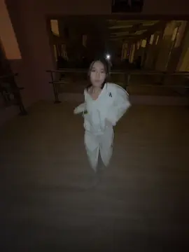 оператор:@айзербек #dance #танцы#национальныетанцы#рекомендации #fyp 