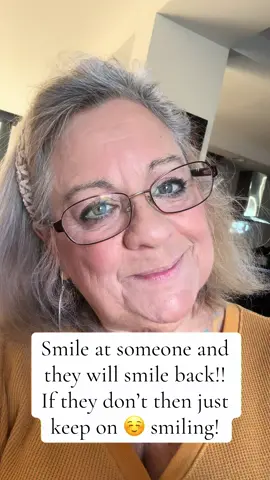 Be happy!  #smole#foryourpage #rosannaeso#weekend#determination 