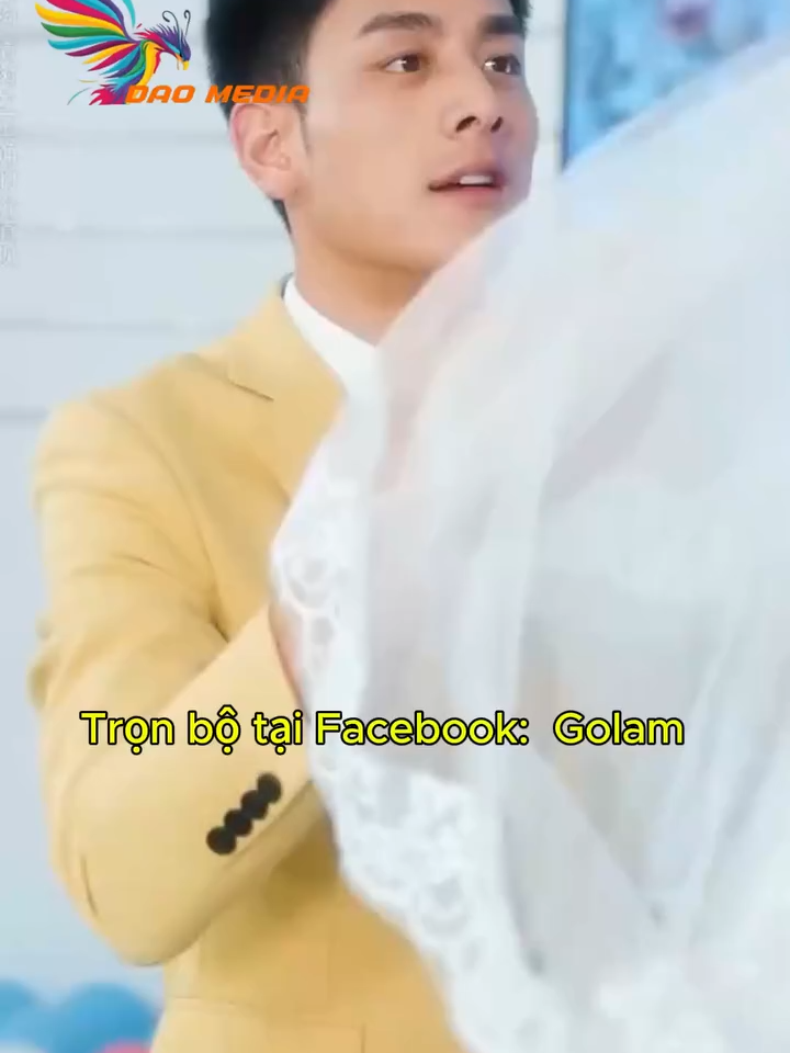 Cô dâu tâm cơ không cho chú rể mở khăn vì đã hoán đổi nhan sắc lại với cô gái