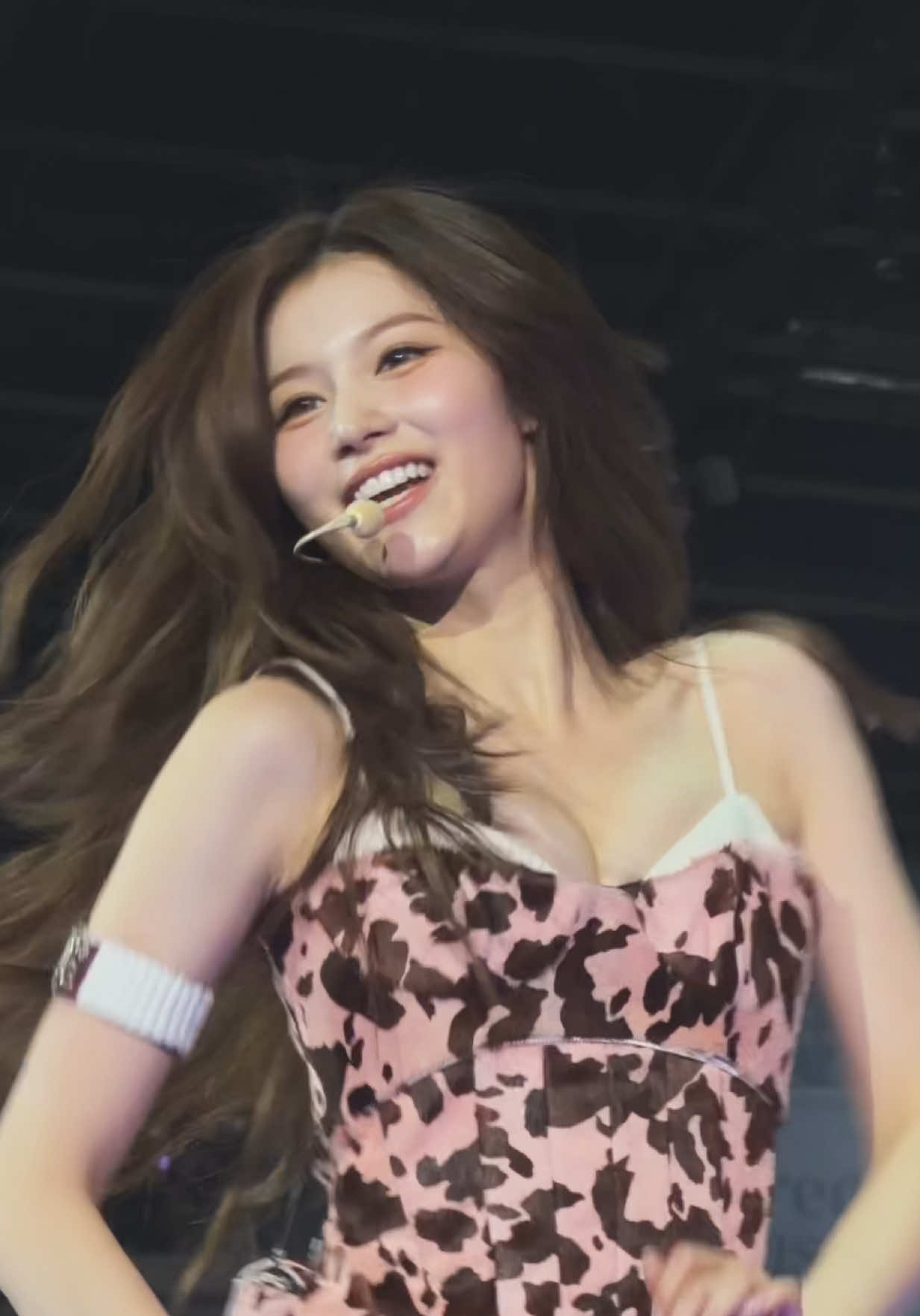 sana is so so so pretty im — 🥹🥹🥹 TWICE - THIS IS FOR  Concert Day 1 in Singapore  Sound Check #twice #thisisfor #twicesg #singapore #fyp