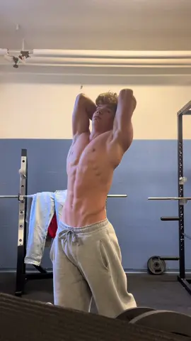 Weekend is boring  #bodybuilding #fyp #aestheticphysique #gym #GymTok