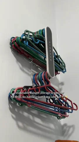 Byebye sabit everywhere 😅 this hanger holder is a game changer! 🤩  #hanger #organizer #homehacks #hangerorganizer #homeessentials 