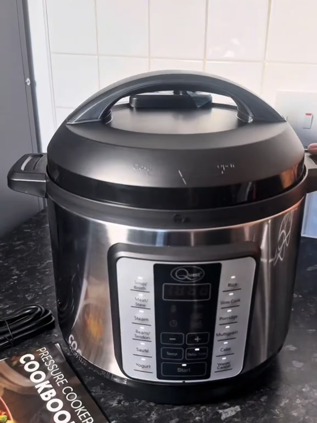 Autocuiseur électrique disponible #cuisine #cuisinefacile #burkinatiktok🇧🇫🇧🇫🇧🇫❤️ #machine #commerce  ‎Passez vos commandes sur :  ‎ WHATSAPP :  ‎https://wa.me/22656562825 ‎CATALOGUE WHATSAPP : ‎https://wa.me/c/22656562825  ‎CHAINE WHATSAPP : ‎https://whatsapp.com/channel/0029Vb5fdec4yltYhDyFDT03