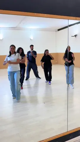 Hadu kumari by Sanduru jayapahan✨🔥  @LPDS ITALY 🇮🇹 @shev_1213 @Ransala Perera @Amanda | Dancer @Nomi @Sandaru 🔹🇱🇰 @Ama Kankanamge @lalith perakum  #hadukumari #fyp #srilanka #trendingsong #viraldance 