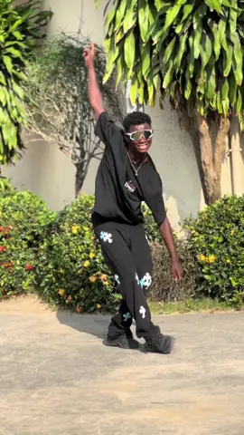 @KHADIROVMANIA_HITJUTSU @L’Oiseau Rare 8G+🦅 @Christ Gucci officiel 🇨🇮 @PRINCE 👑 @G_GBOZONSKY❤️_et_JXJX @EMMA LA MACHINE 💍 @le_thuram_barbie💕 @Le P😝❤️ @Isca ❤️🪬 fracasseuse @angelo boss @DERECK_🍀 @DANI🔥 